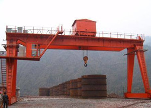 BMG雙主梁半門式起重機(jī)